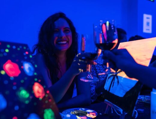 Neon Night: Paint in the Dark in Karlsruhe 🎨✨