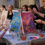 Eine Gruppe beim R&B and Paint in Frankfurt